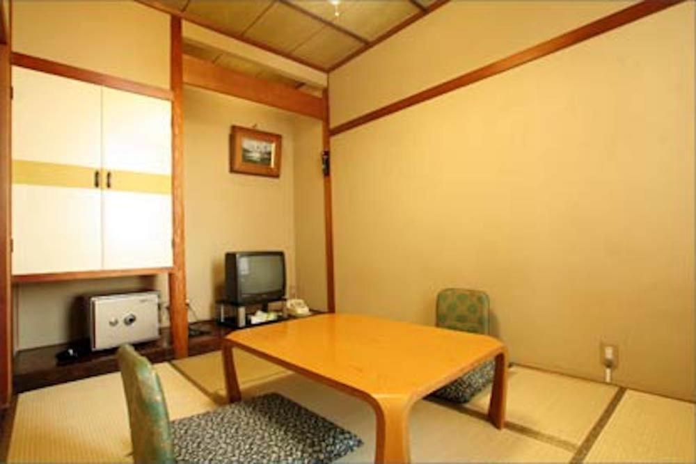 Hotel Ikaho Ginsui Shibukawa Exterior photo